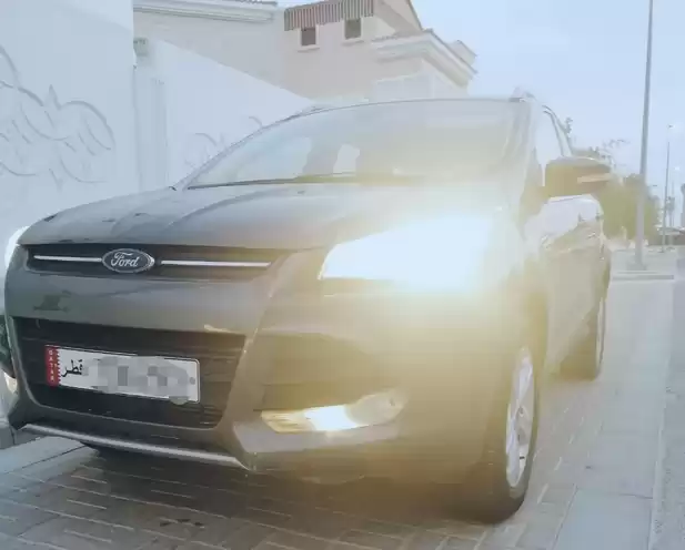 Gebraucht Ford Escape Zu verkaufen in Doha #5582 - 1  image 
